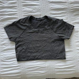 Lululemon Swiftly Speed Short Sleeve Shine Size 6